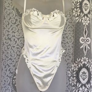Ivory Silk Underwire Bodysuit Teddy 34B